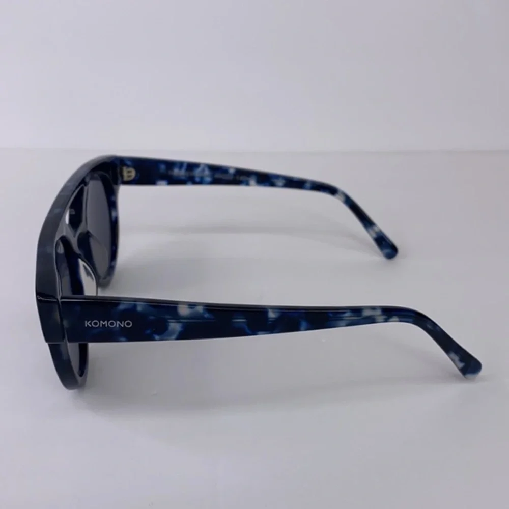New KOMONO DREYFUSS Blue Black tortoise Sunglasses NWT round